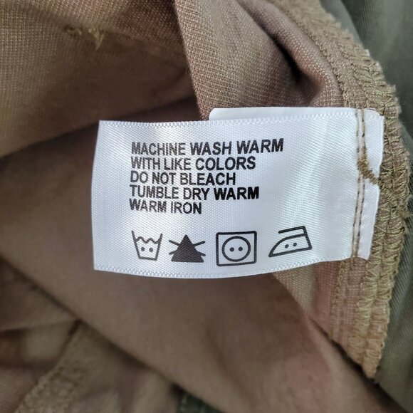 Orvis Mens Size 40 Khaki Shorts Hiking Camping Outdoor Adventure Gorpcore - Picture 3 of 8